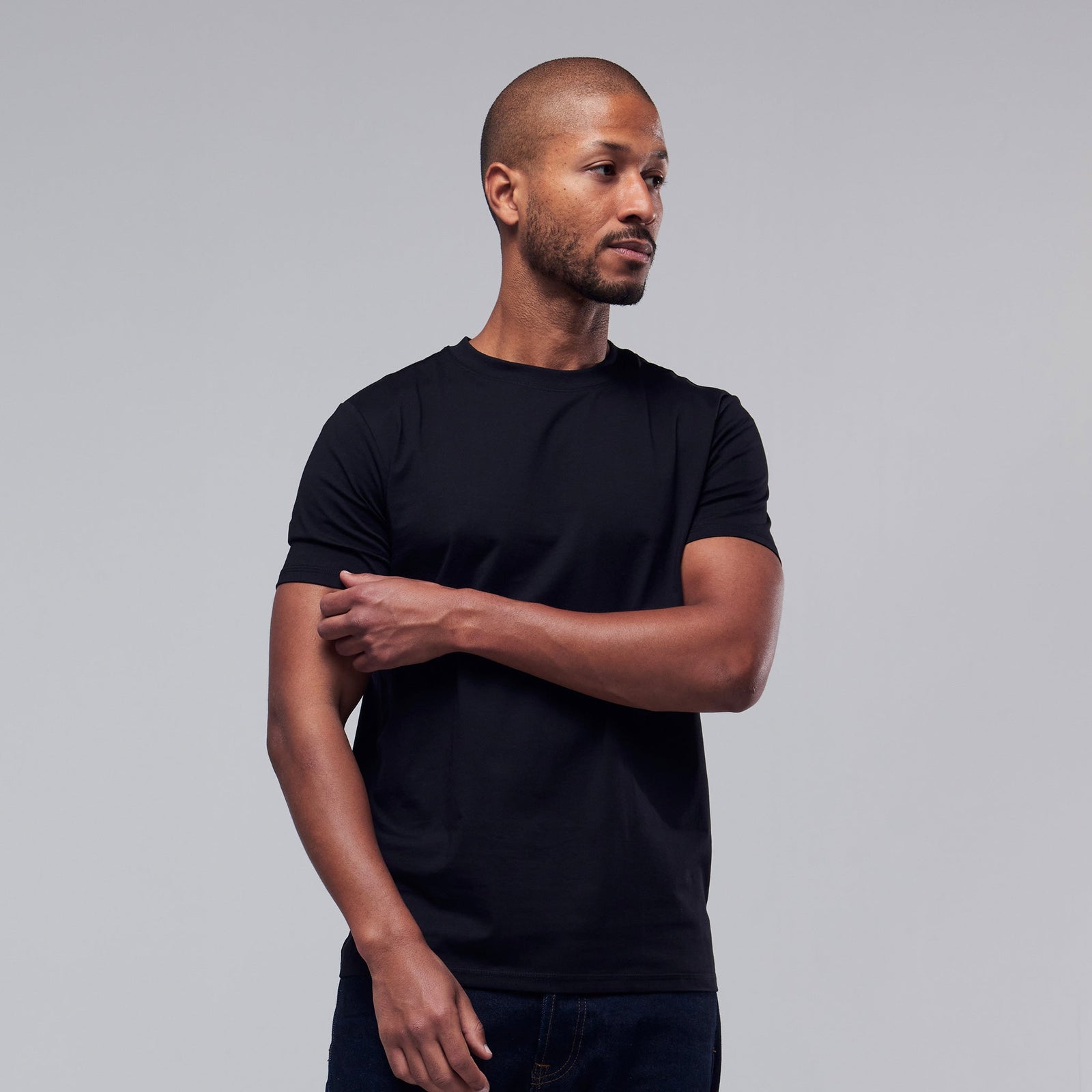 Le t-shirt Iconique | COLRBLACK1.jpg